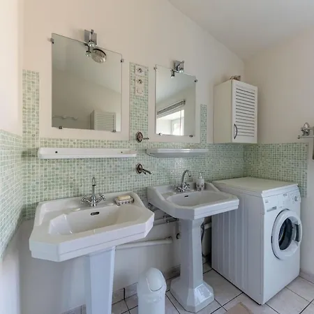 Casa de Férias La Maison De Charlotte-le Gite-futuroscope