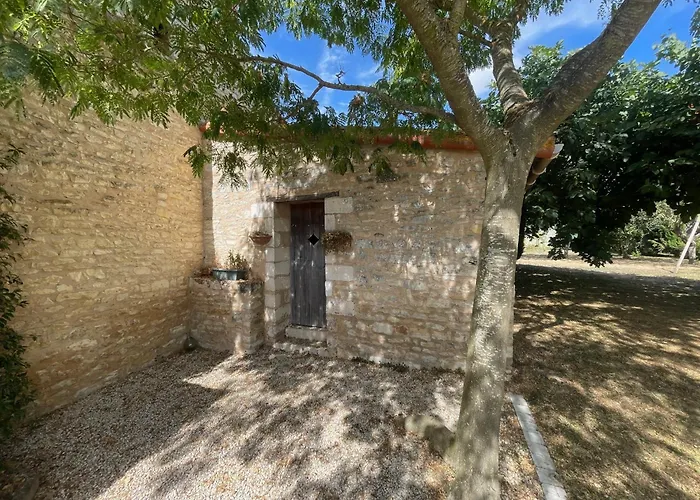 別荘 La Maison De Charlotte-le Gite-futuroscope