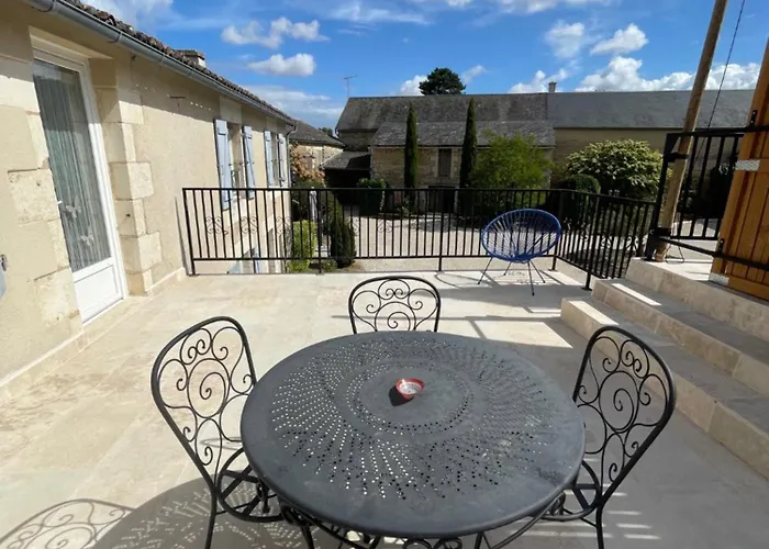 別荘 La Maison De Charlotte-le Gite-futuroscope *