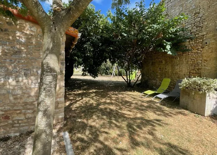 La Maison De Charlotte-le Gite-futuroscope *